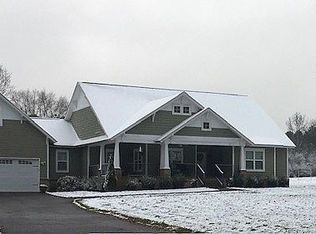 224 W Hill Side Dr, Gallant, AL 35972