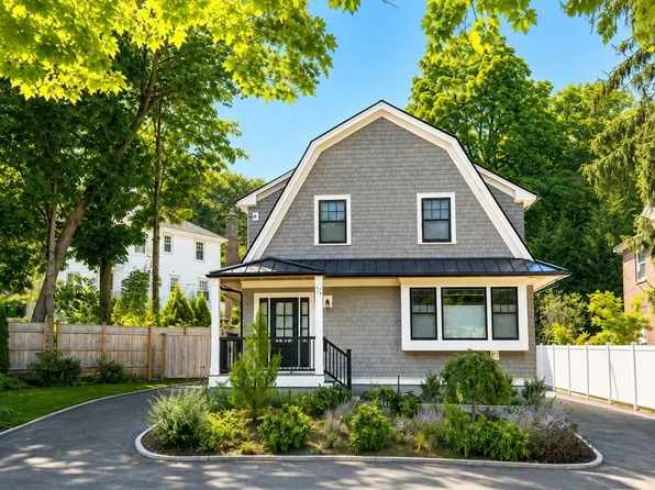 579 Centre St, Newton, MA 02458