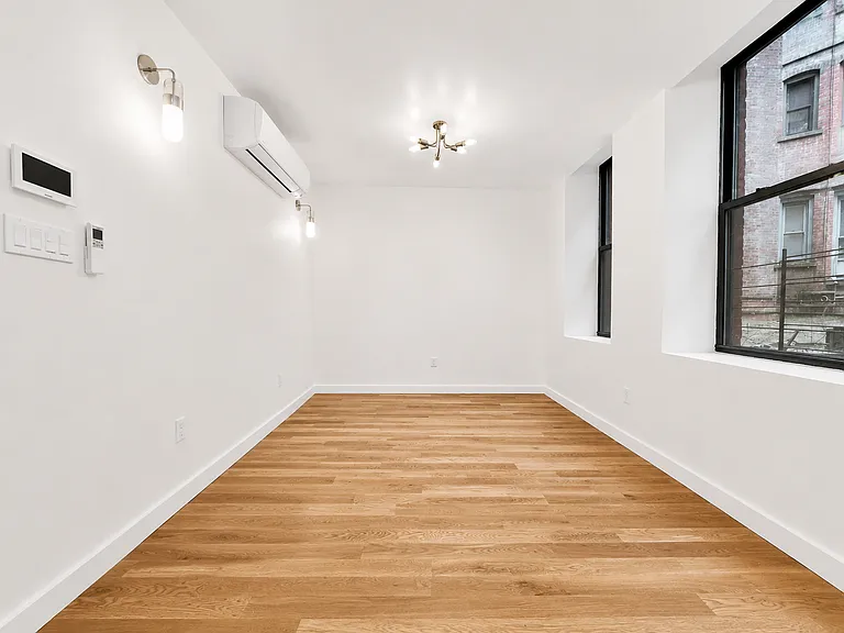 524 W 134th St #12 — Photo 3