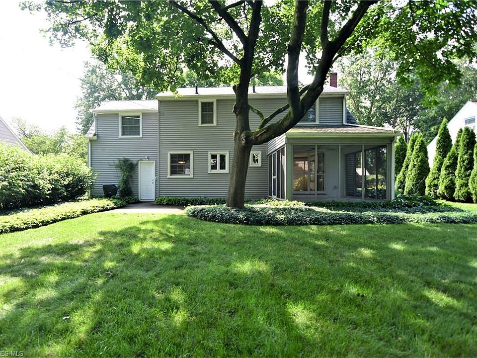 1st image of 71 Goodhue Dr