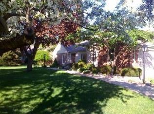 3614 Spring Lake Dr, Racine, WI 53405