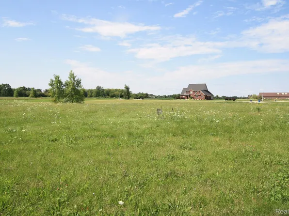 6309 Victoria Ln, Swartz Creek, MI 48473