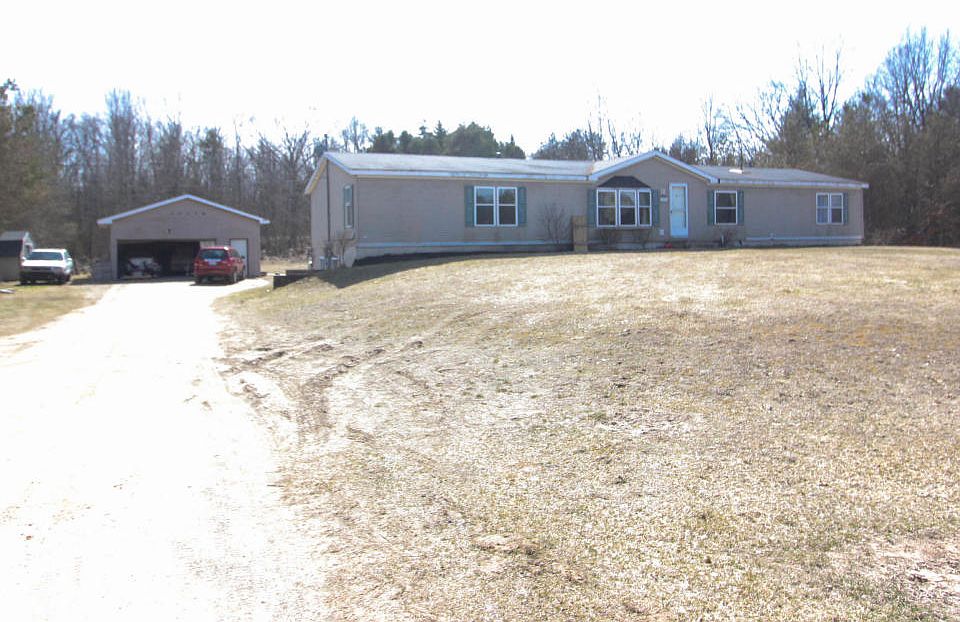 1st image of 12376 Katherine Ct