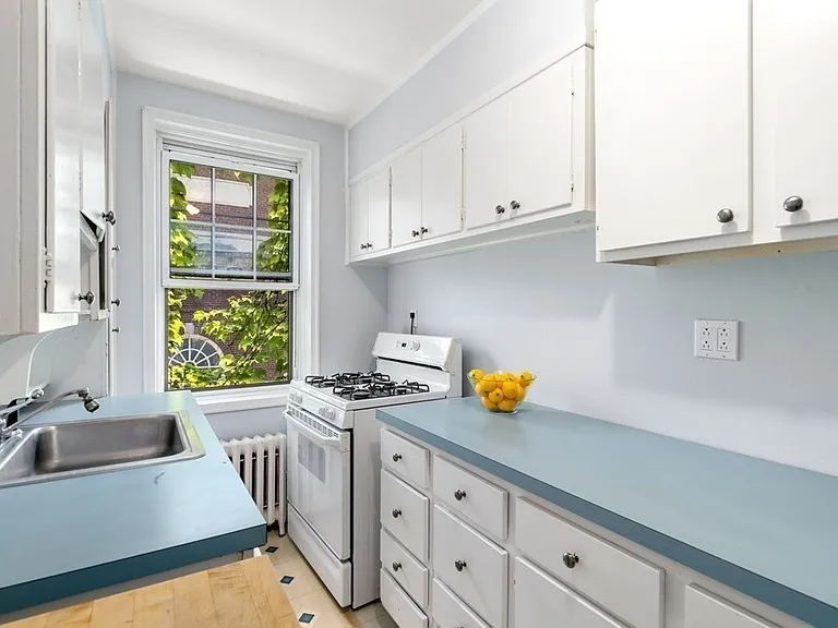 50 Follen St #416 — Photo 7