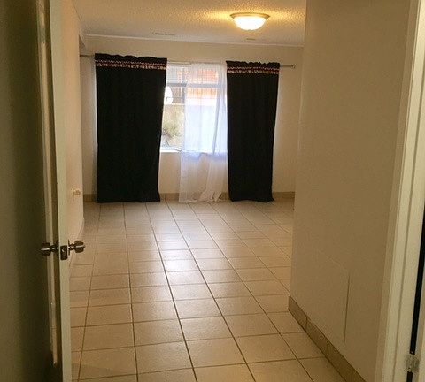 3rd image of 2024 N Winchester Ave #G