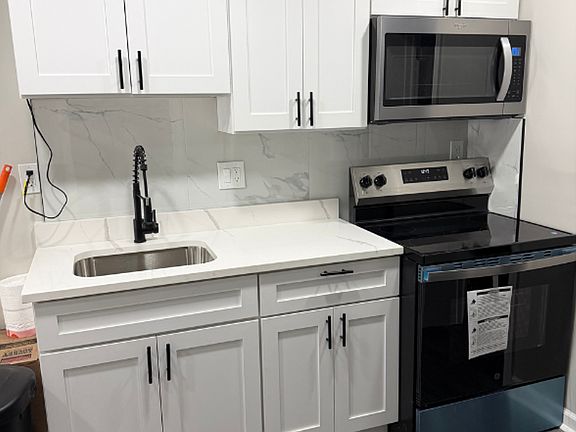 4th image of 4147 Doris Ave #2C-600-2C