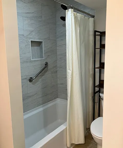 2305 Crestview Way #1C — Photo 12