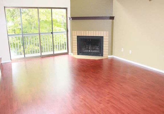5th image of 4008 S 158th St APT E