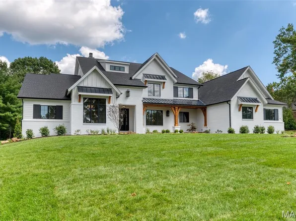 1 Westchester Iv Manor Hl, Saint Louis, MO 63131