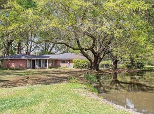 3818 Yardley Dr, Slaughter, LA 70777