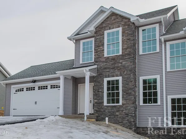 65 Wisteria Ln, Williamsport, PA 17701