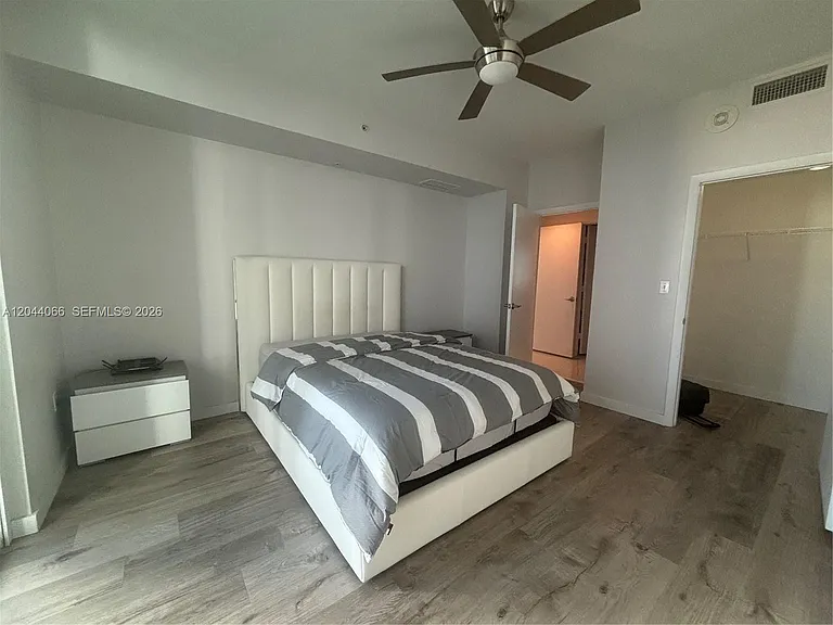 253 NE 2nd St #1204 — Photo 8