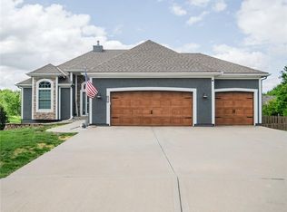 12216 Merion Dr, Kansas City, KS 66109