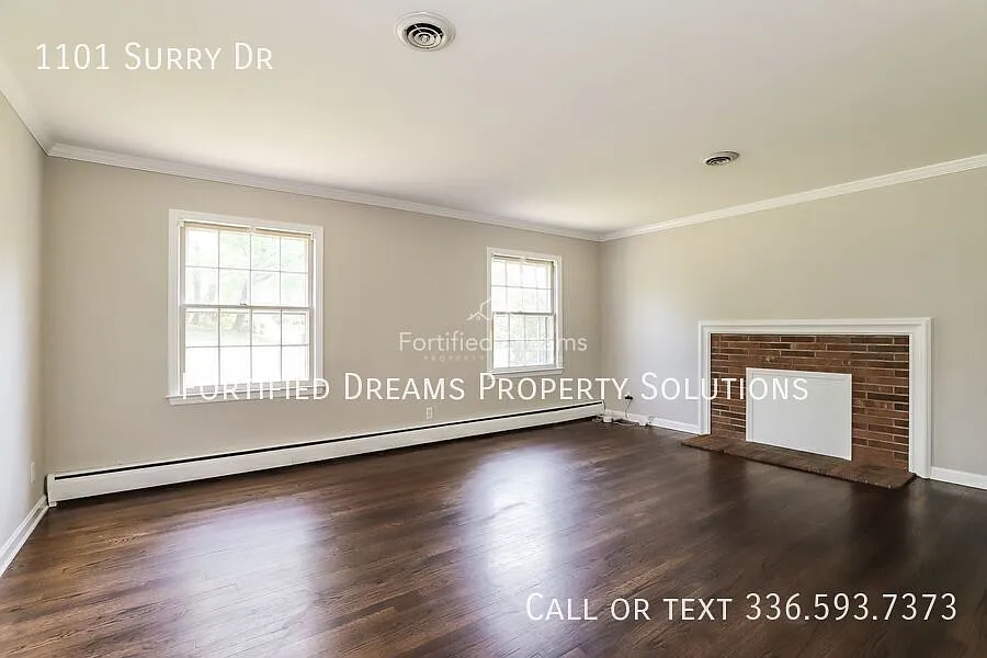 Available August 10: 3 Bed / 3 Bath Brick Ranch on Surry Dr, Guilford Hills, Large Basement & 2 B... — Photo 3