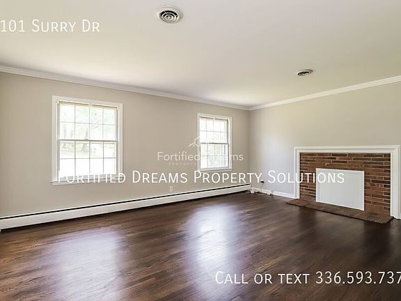 3rd image of 1101 Surry Dr