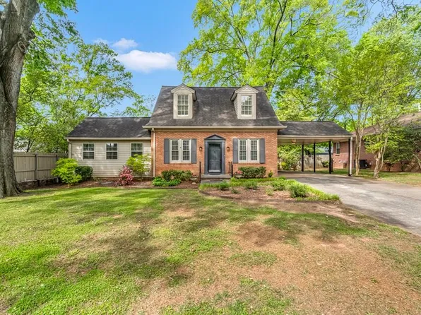 812 Thornton Pl, Dalton, GA 30720