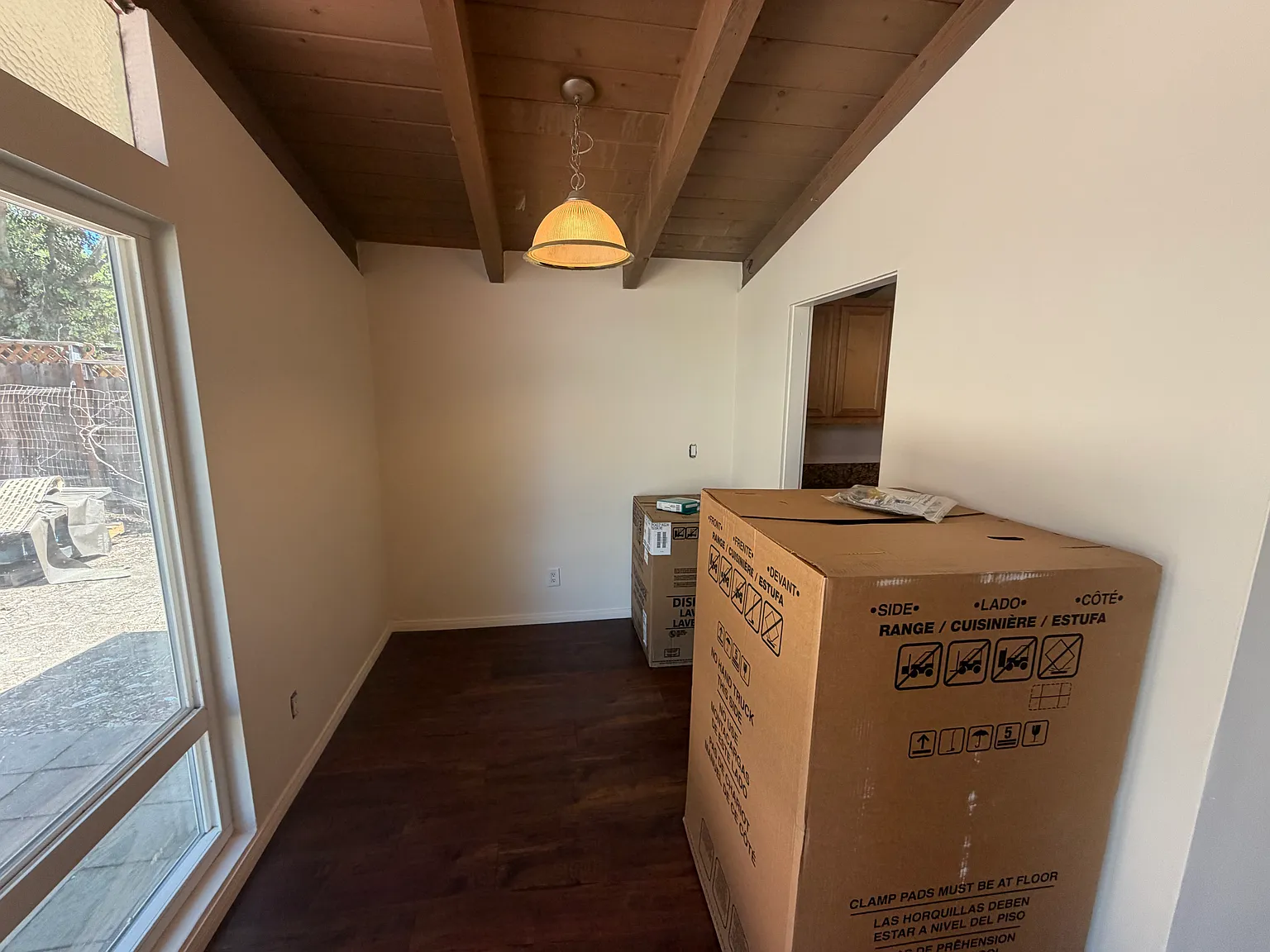 4 bed, 1674 sqft, $5,095 — Photo 3