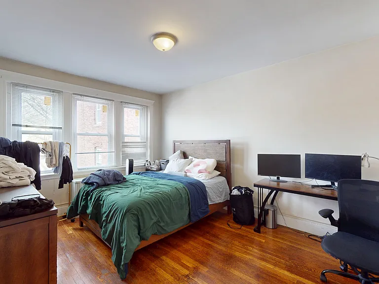 203-205 Winthrop Rd #3 — Photo 11