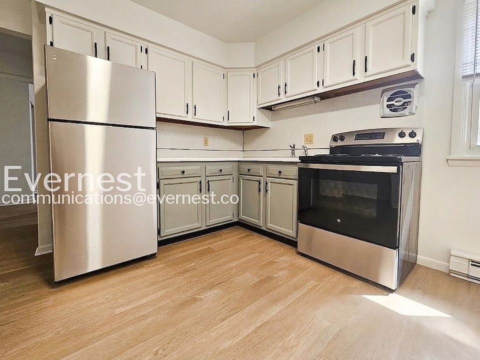 1st image of 12916 N Cresap St SW #12806-F