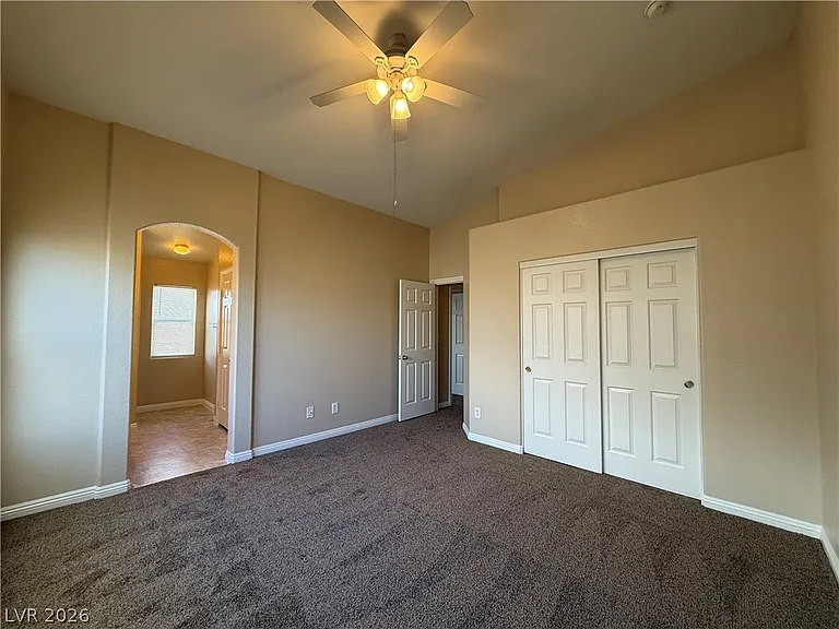 1069 Slate Crossing Ln #2 — Photo 15