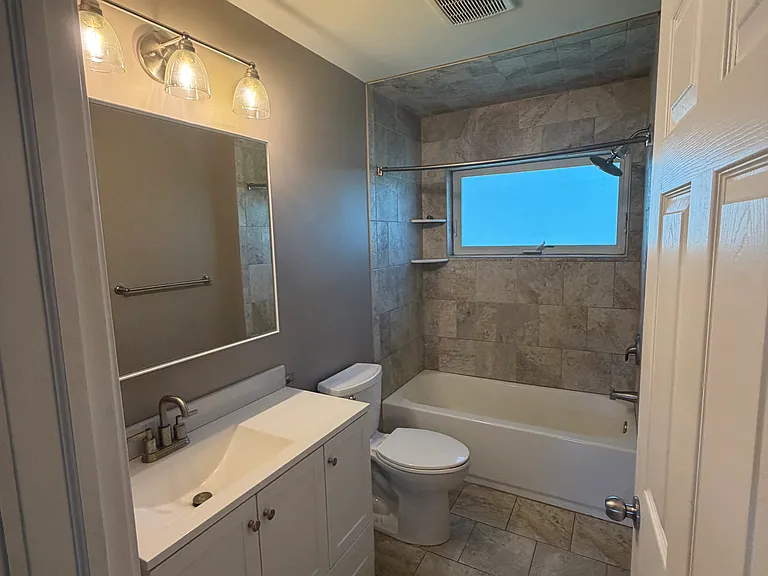 10193 E Cherry Bend Rd — Photo 9