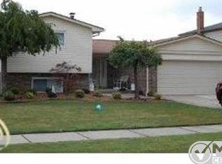 4027 Lin Dr, Sterling Heights, MI 48310