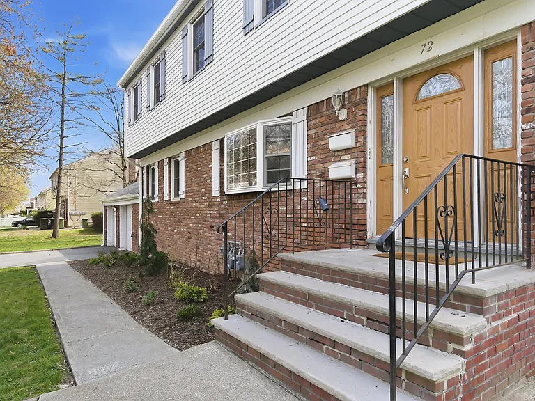 72 Prospect St #2 — Photo 22