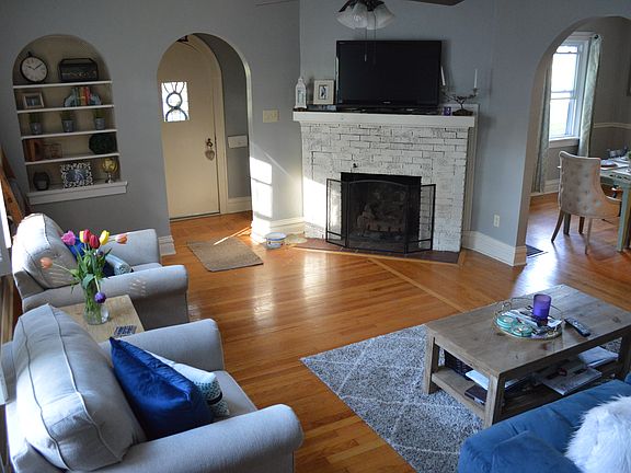 4th image of 1051 Altavia Ave
