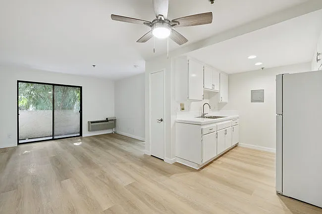 Westgate Apartments — Photo 21