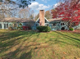 44 Echo Valley Rd, Newtown, CT 06470