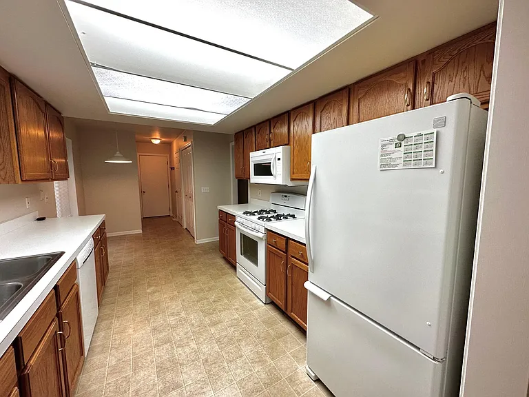 18603 Garwood Ct — Photo 21