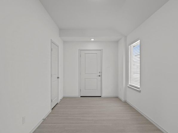 1807 S County Road 1115