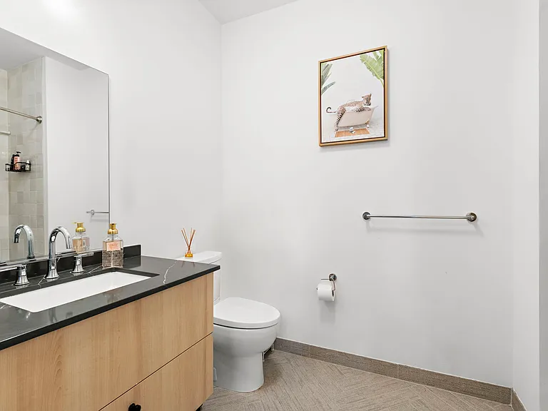 348 Baldwin Ave #507 — Photo 11