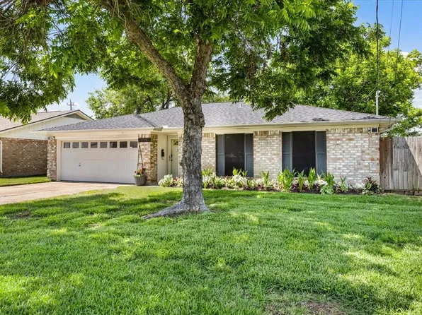 205 W Vaughn Ln, Deer Park, TX 77536