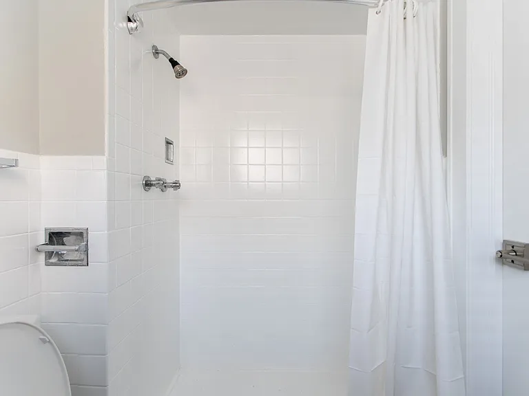 1W - Master Bathroom