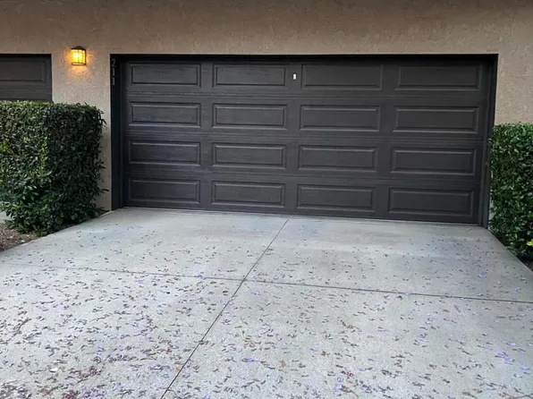 211 McAfee Ct, Thousand Oaks, CA 91360