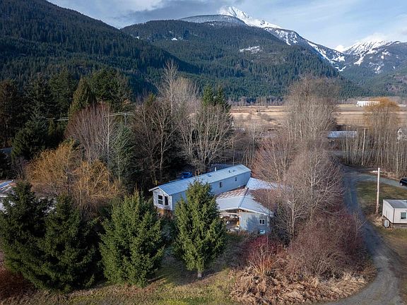 5th image of 7636 Pemberton Meadows Rd