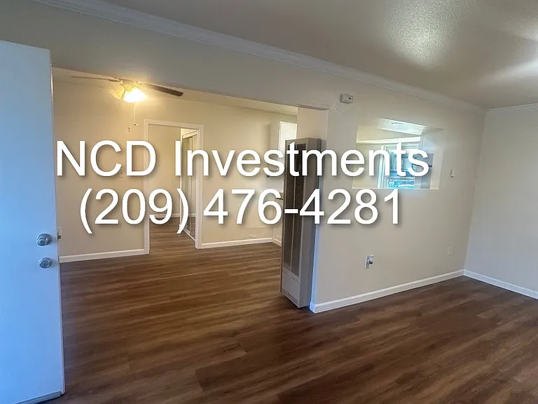2515 N Franklin Ave #A — Photo 3