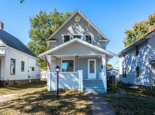132 12th St, Silvis, IL 61282