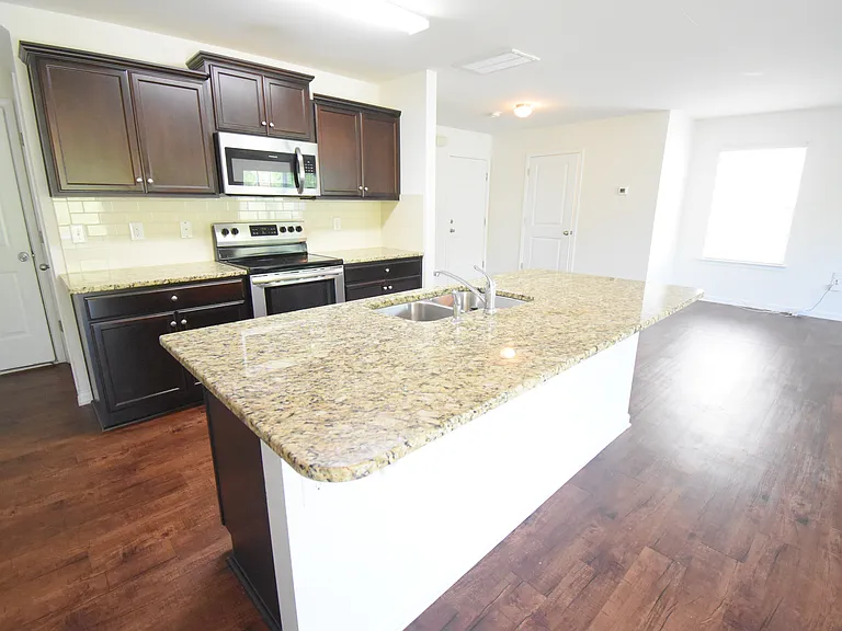 4199 Long Arrow St — Photo 8
