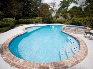 1114 Brutus Dr, Baton Rouge, LA 70816