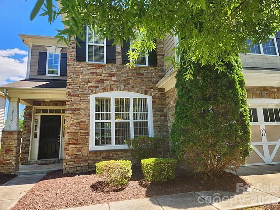 2nd image of 10118 Alvarado Way