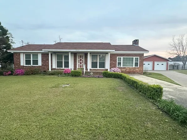 2032 Woodland Dr, Dothan, AL 36301