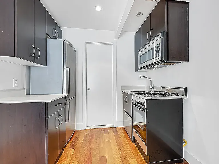 165 Ludlow St #3D — Photo 3