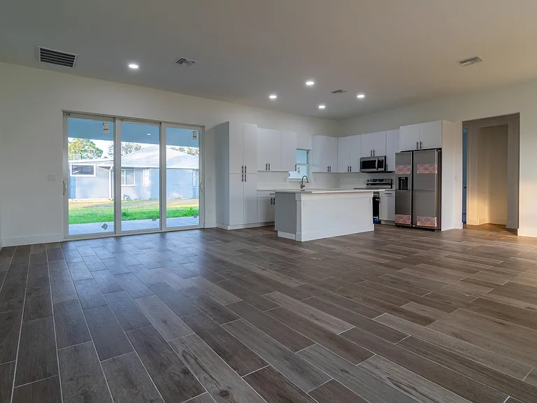 10625 Ayear Rd — Photo 11