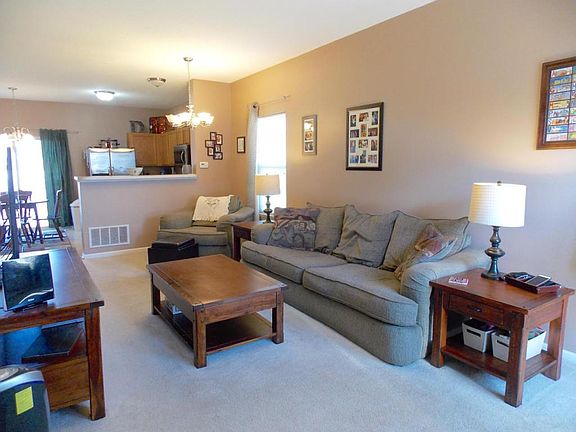 5th image of 728 Wilke Pl
