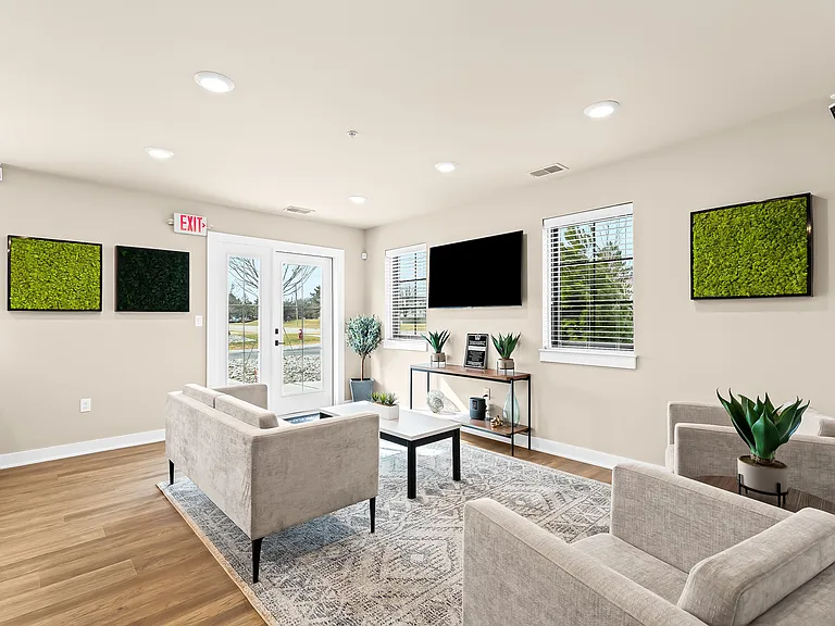 Sterling Park Place Apartments — Photo 29