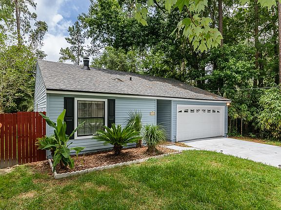2nd image of 12620 Deeder Ln