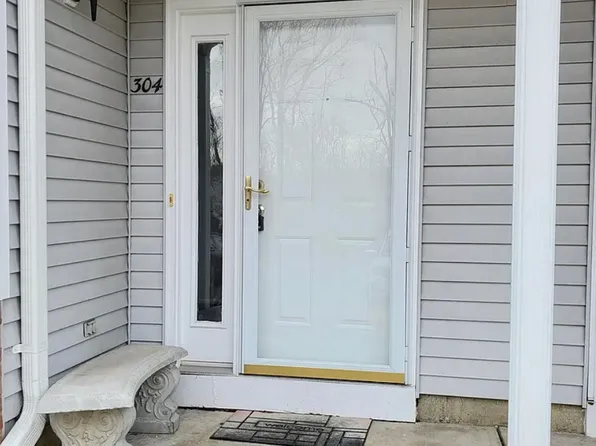 304 Mercer Ct #304, Hackettstown, NJ 07840