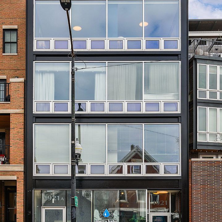 1st image of 1921 N Damen Ave APT 4